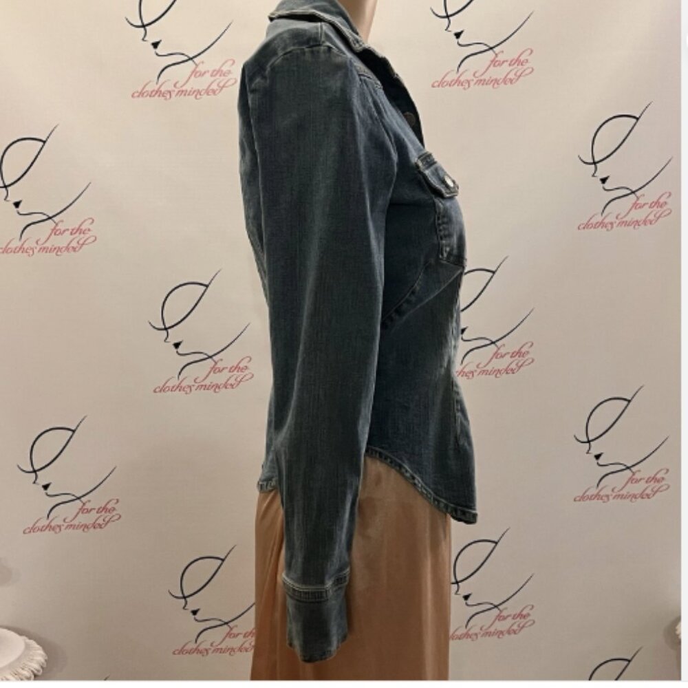 Hot Kiss. Size XS. Cotton Spandex. Denim Shacket. Snap. Fitted. B129 - Picture 3 of 5